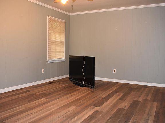 5th image of 109 Martindale Dr