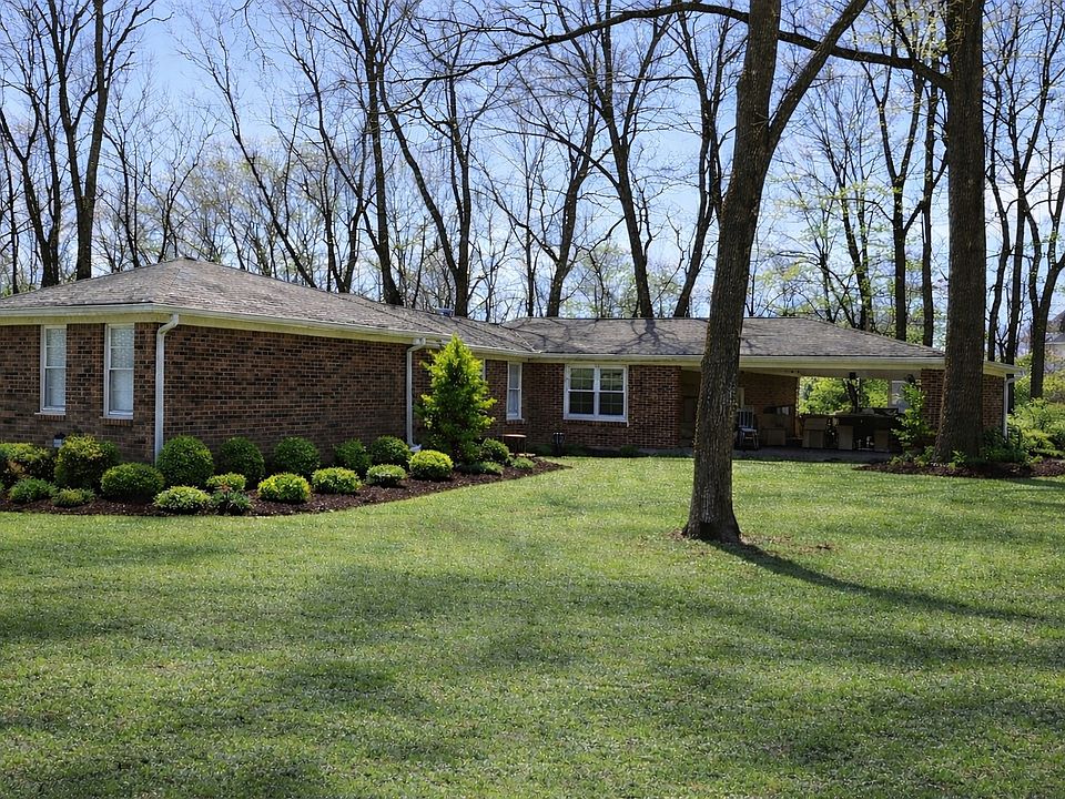 1st image of 101 W Hillwood Dr #A