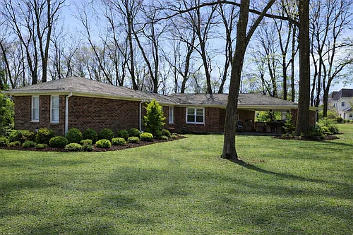 101 W Hillwood Dr #A Photo 1