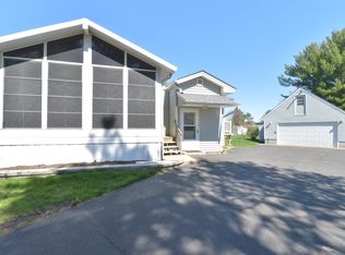 215 Keith Rd, Circle Pines, MN 55014