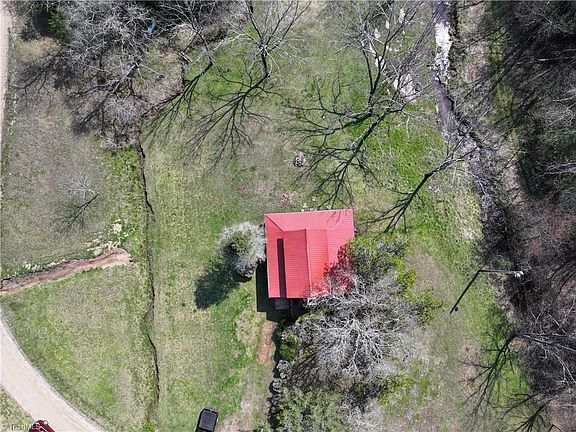 5th image of 649 Gambill Creek Rd