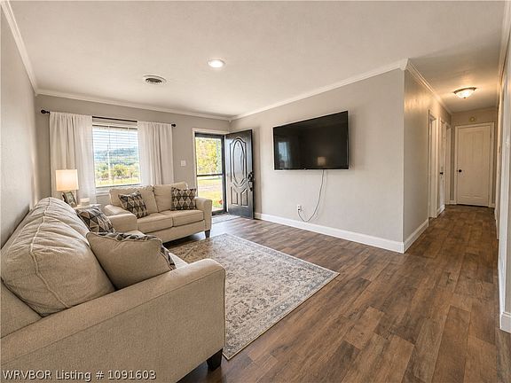 5th image of 3114 Tennessee Ridge Rd
