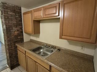 15 Pawling Ave #3, Mechanicville, NY 12118