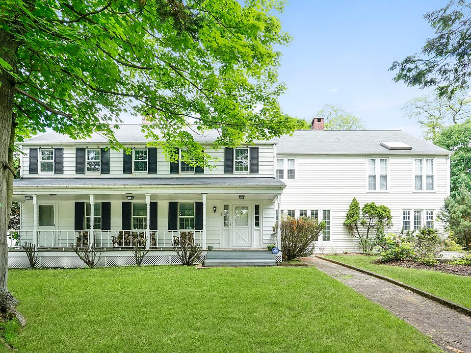 1st image of 625 Ashford Ave
