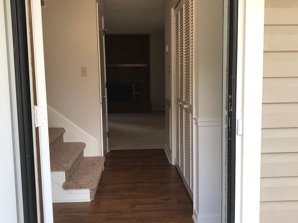 Entry way