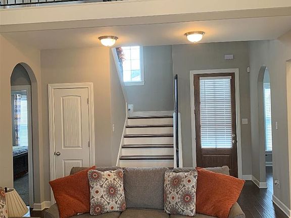 5th image of 7460 Morgan House Dr
