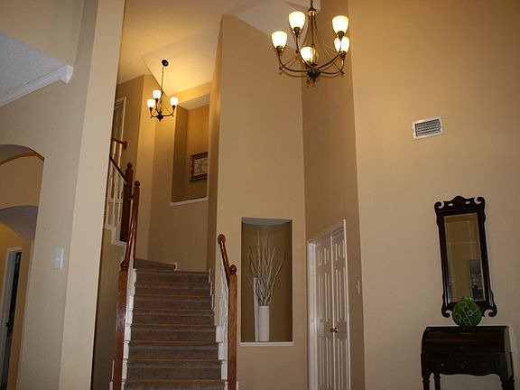 2nd image of 1212 Winnipeg Dr
