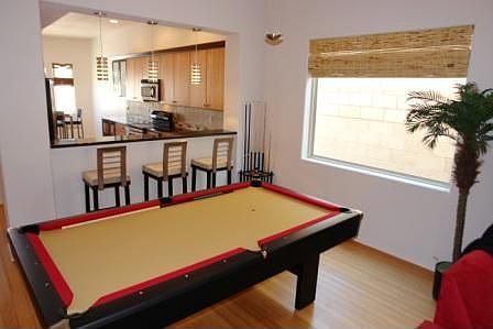 Breakfast  Nook