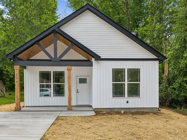 698 19th Ave W, Springfield, TN 37172