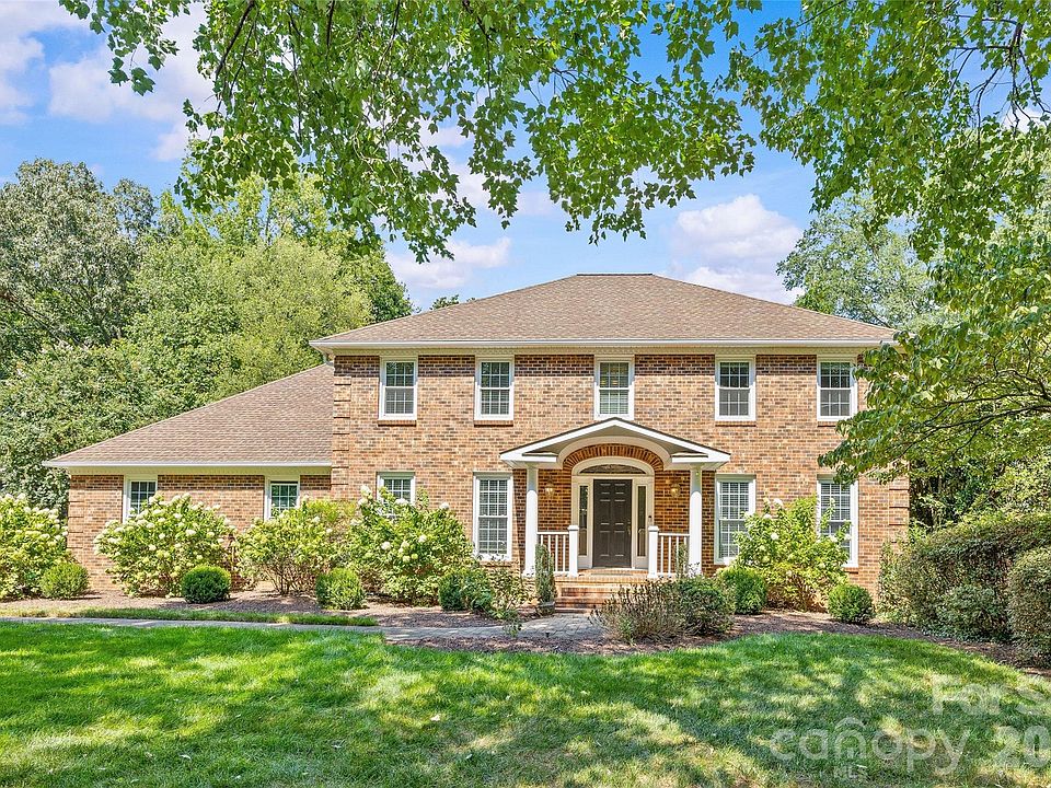 1st image of 2710 Wamath Dr