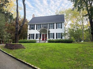 209 Old Town Road, East Setauket, NY 11733