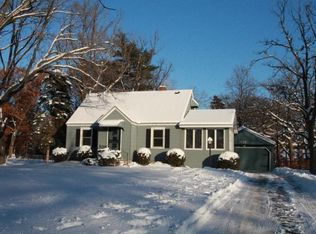 7425 Pleasant View Dr, Mounds View, MN 55112