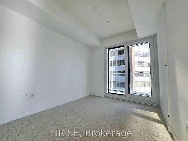 230 Simcoe St #2414 — Photo 16