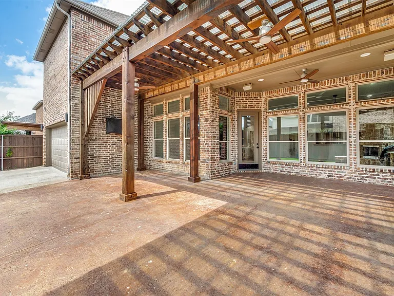 11292 Berkeley Hall Ln — Photo 30