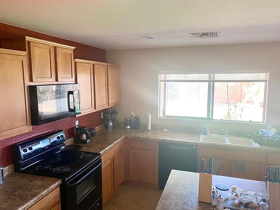 2nd image of 1254 W Pinkley Ave