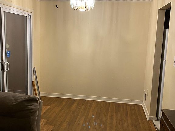 4th image of 2930 Buell Ct