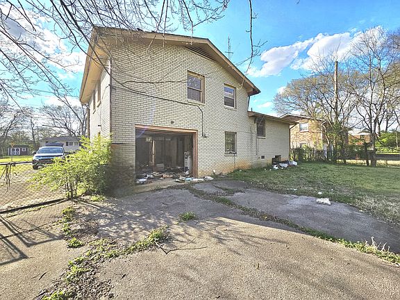 4th image of 3306 Eaglewood Ln