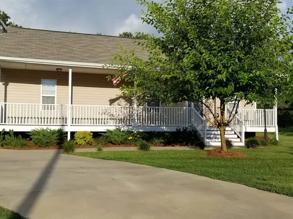 459 Broadway St, Tallapoosa, GA 30176