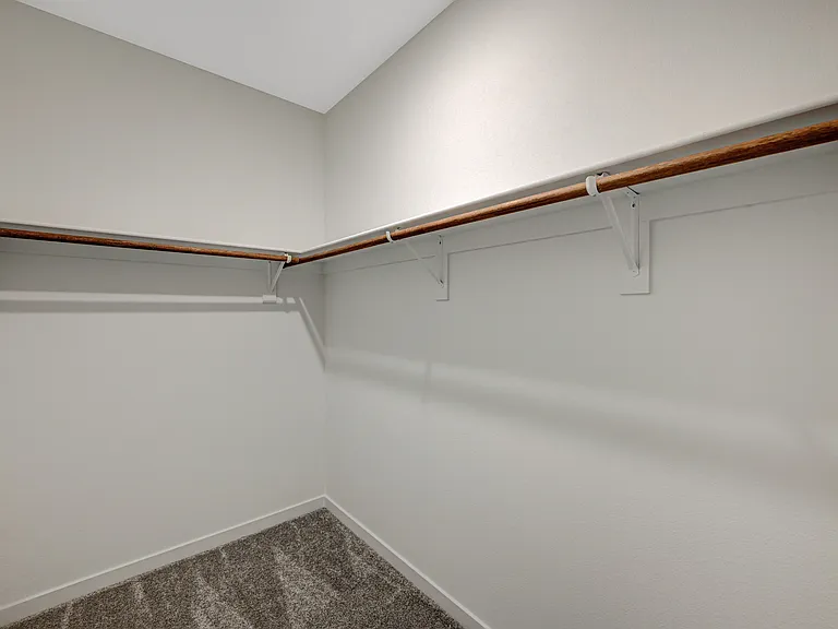 485 Daphne Ter — Photo 11