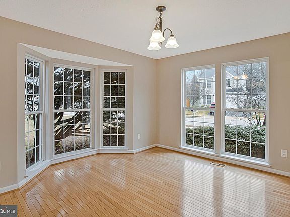 4th image of 1406 Bretton View Rd