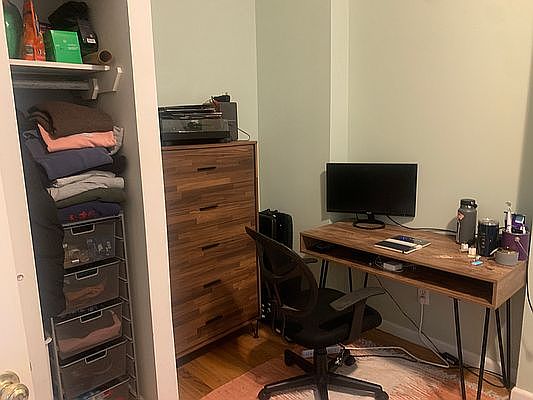 4th image of 425 E 81st St APT 1RE