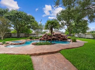 830 Lake Grayson Dr, Katy, TX 77494