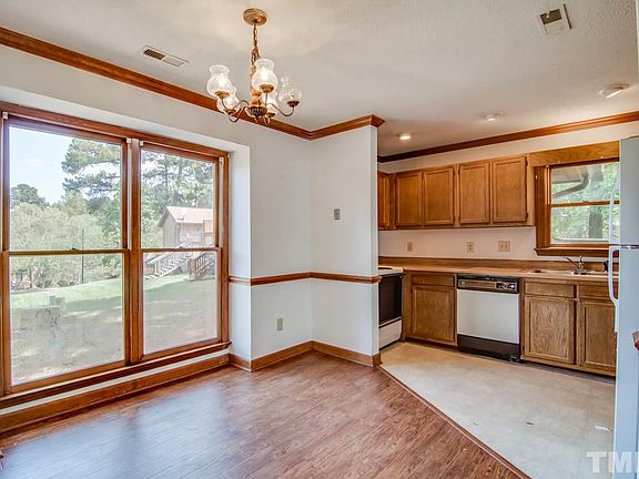 5th image of 200 Woodcroft Pkwy #38A