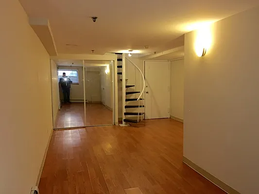 Rented by Astoria Realty | media 20