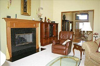 4th image of 922 Saint James Park Ave