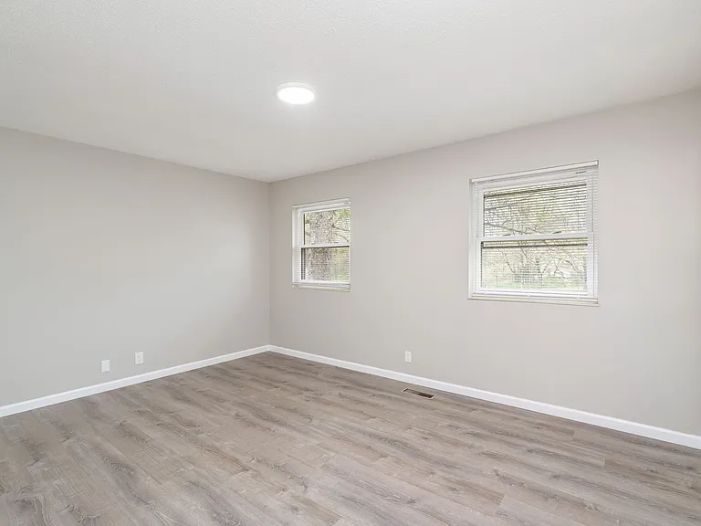 1518 Parkridge Dr #2 — Photo 21