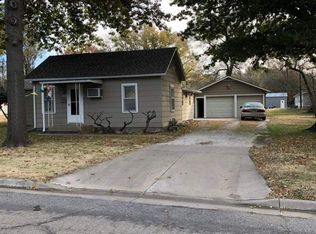 1108 N Orient St, El Dorado, KS 67042
