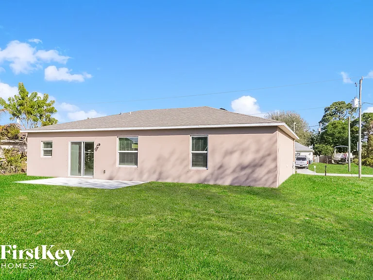 1810 SW Effland Ave — Photo 15