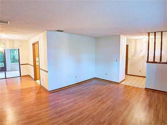3rd image of 2645 Groveland Ave