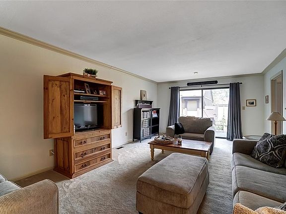 5th image of 1328 Preakness Pl