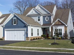 49 E Bosworth Blvd, Farmingdale, NJ 07727