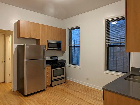 3rd image of 2134 W Concord Pl #1WW