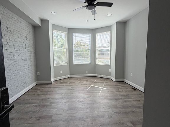 2nd image of 2936 W Mosher St #2A-900