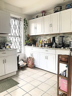 3rd image of 936 Marcy Ave #3