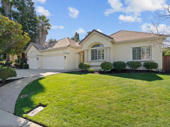 21 Chantecler Dr, Fremont, CA 94539