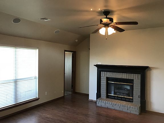 2nd image of 14517 S Harvey Ave