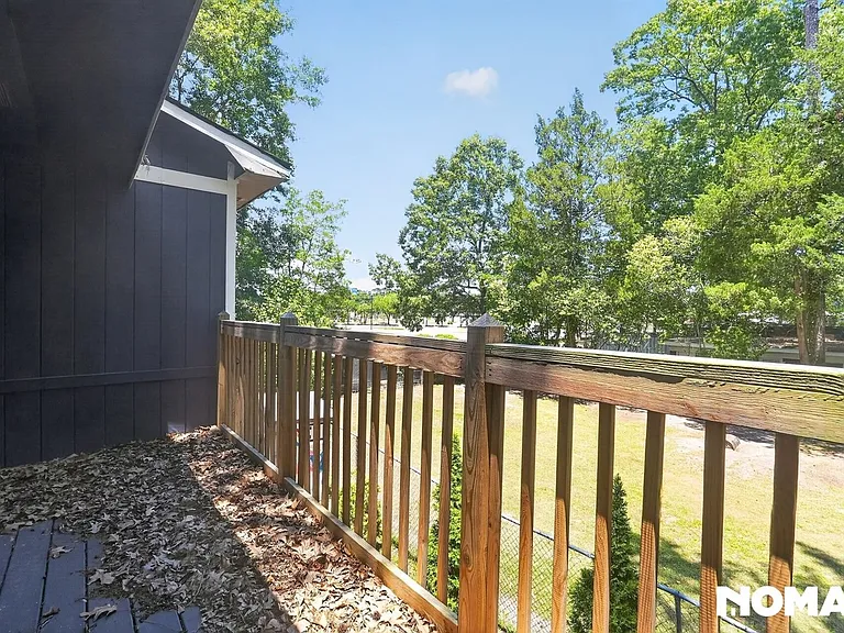 311 Cedar St #1 — Photo 9