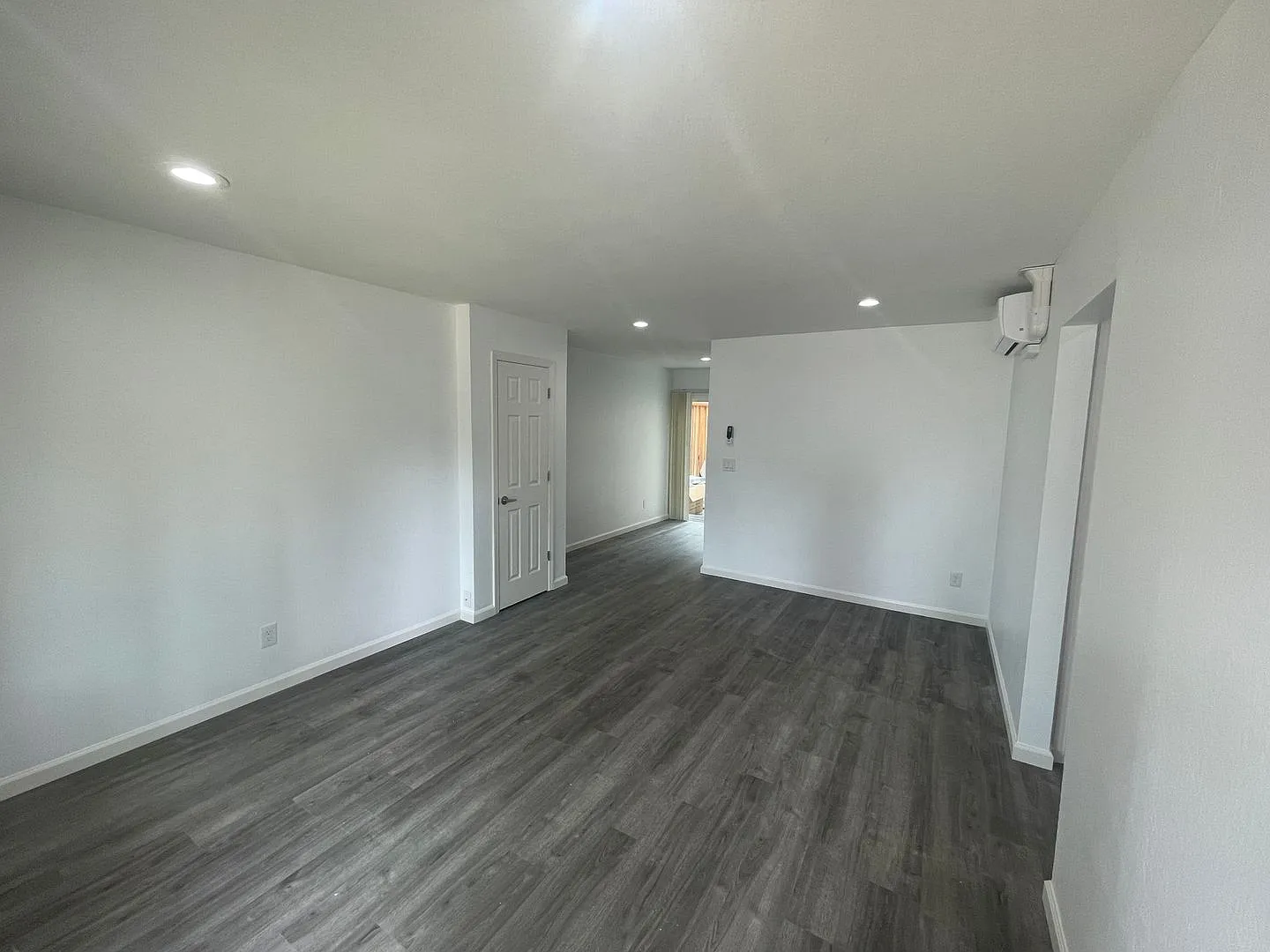 292 - 350 Franciscan Ct — Photo 3