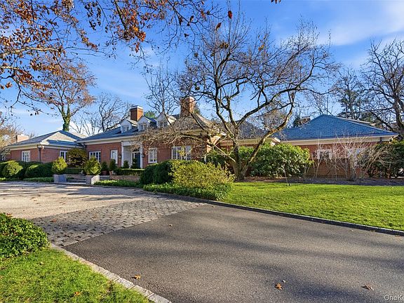 2nd image of 159 Factory Pond Road