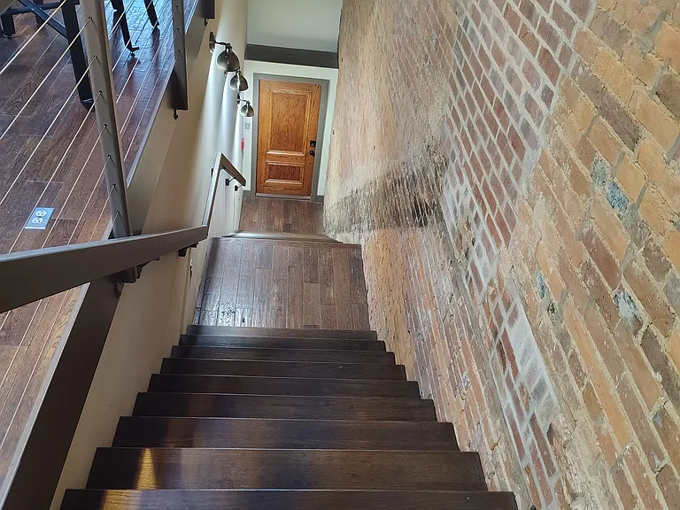 311 Park Central W #B — Photo 7