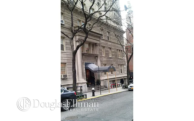 Sold by Douglas Elliman | media 14