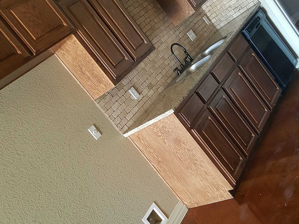 2nd image of 704 Ferrara Cir Unit B