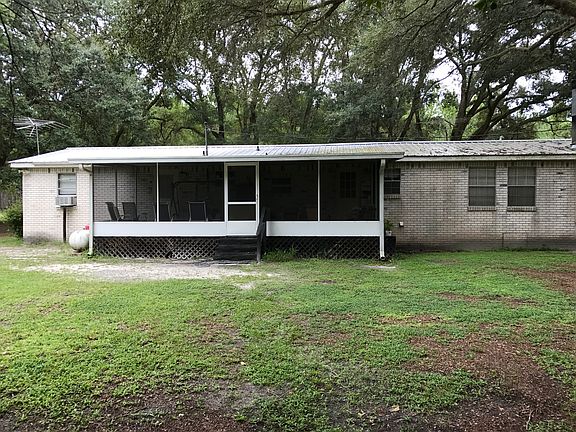 House porch side