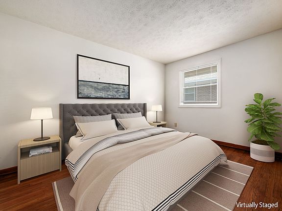 4th image of 1140 Eastfield Rd #1