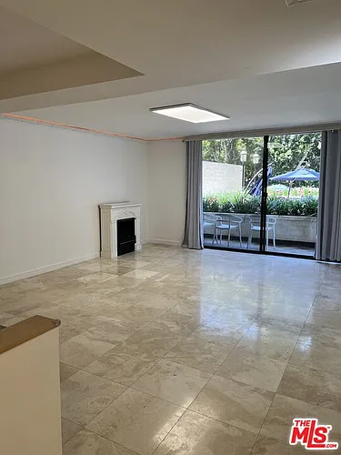 10535 Wilshire Blvd Photo 1
