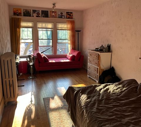 4th image of 2525 Emerson Ave S APT 5